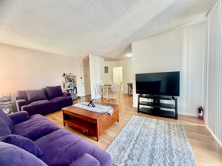 3724 Kelton Ave #3-2 — Photo 24