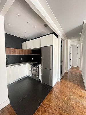 1st image of 62 E 21st St #5R