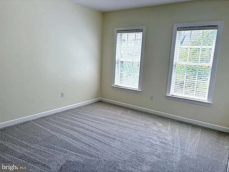 2178 Harithy Dr — Photo 18