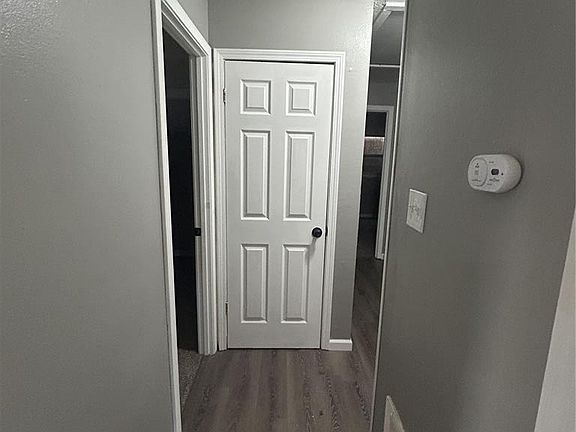 3rd image of 508 Saint James Dr