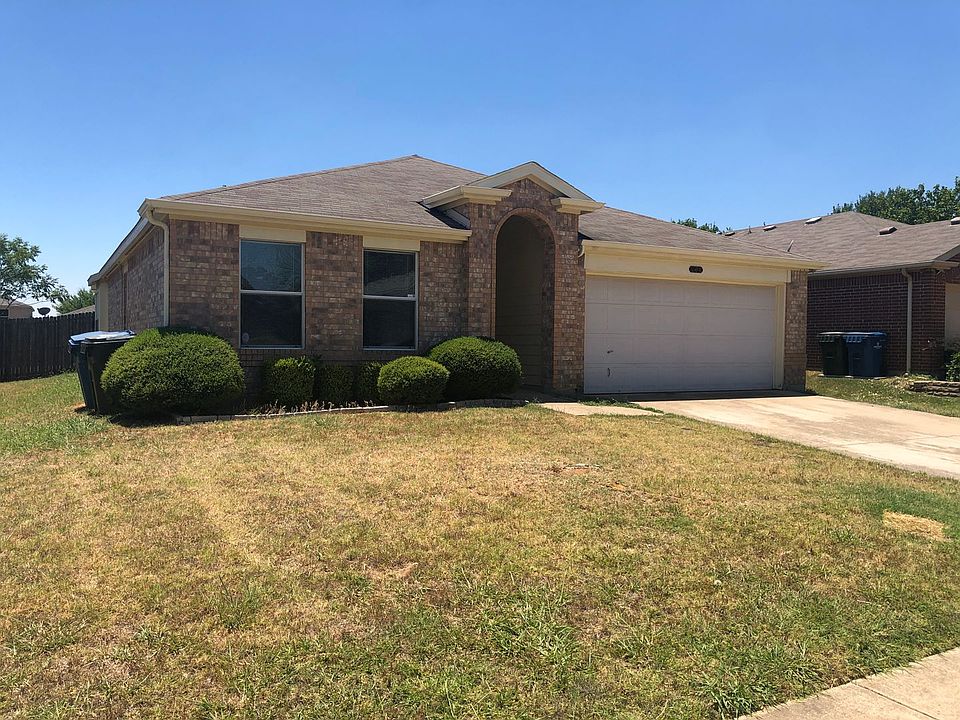 1st image of 106 Oakhurst Dr