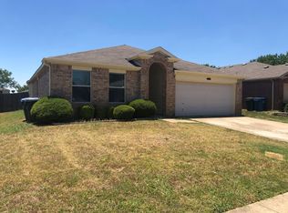 106 Oakhurst Dr, Seagoville, TX 75159
