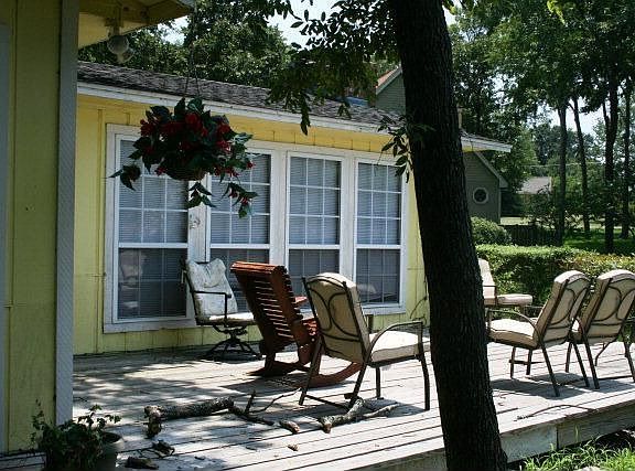 3rd image of 156 Shady Shores Dr