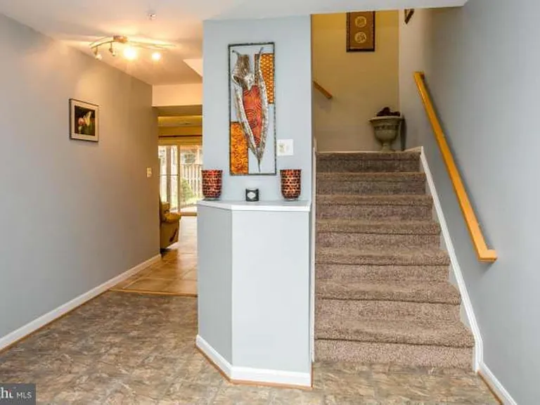8130 Mallard Shore Dr — Photo 5