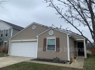 1316 Ellington Dr, Shelbyville, IN 46176