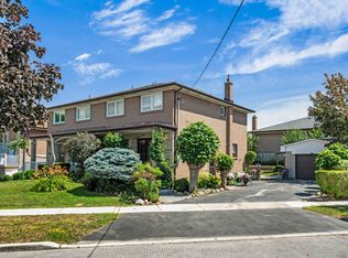 65 Orchardcroft Cres, Toronto, ON M3J 1S7