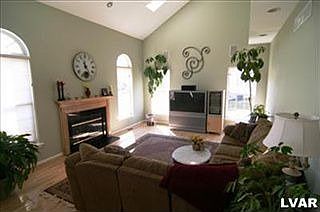 4th image of 415 Ramblewood Dr