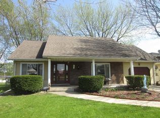 7425 Noble St, Merrillville, IN 46410