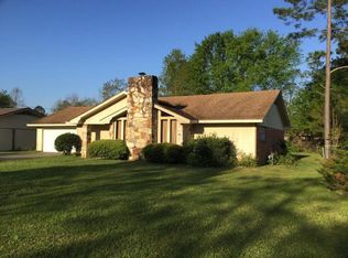 105 E Lakewood Dr, Hattiesburg, MS 39402