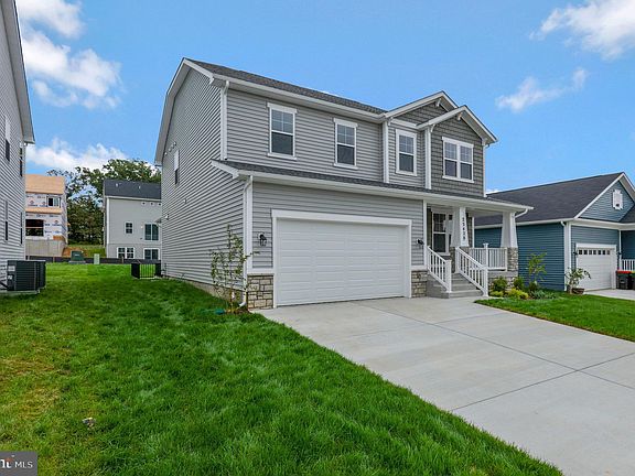 4th image of 23428 Lindsay Dr