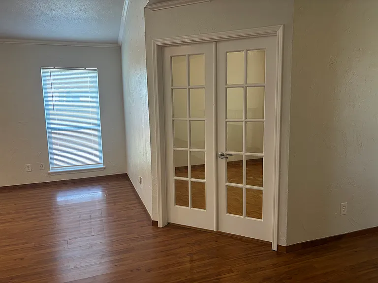 4184 Driscoll Dr — Photo 4