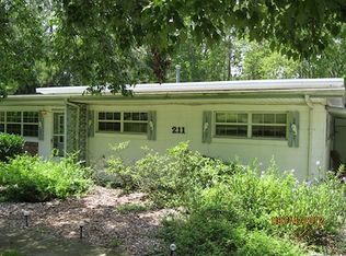 211 Butler Dr, Satsuma, FL 32189