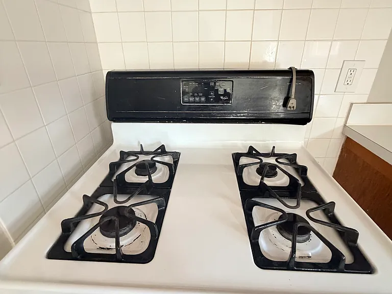 2307 Noble Rd #2 — Photo 23