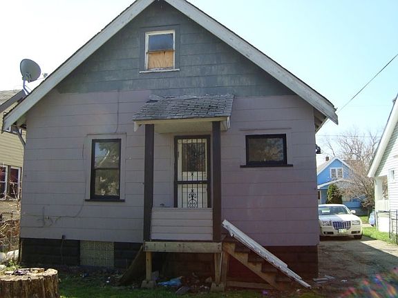 3rd image of 11721 Lenacrave Ave