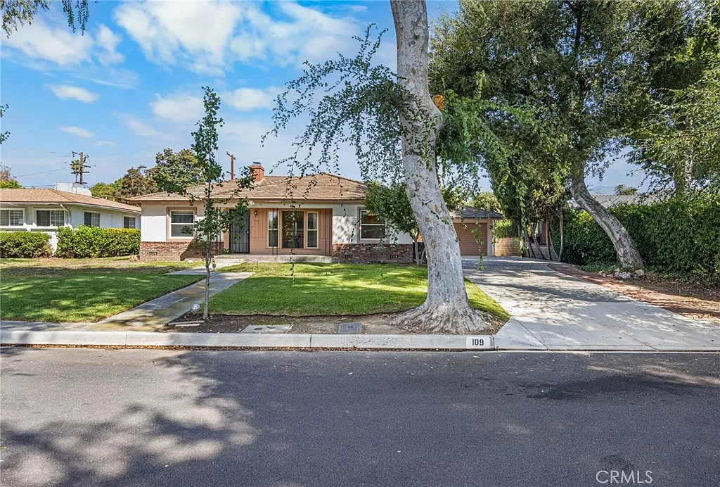 4 bed, 1670 sqft, $4,600 — Photo 1