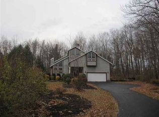 9 Ternan Ave, East Greenbush, NY 12061