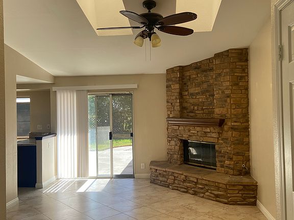 3rd image of 11857 White Mountain Ct