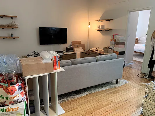 Rented by Joe Gotham LTD | media 19