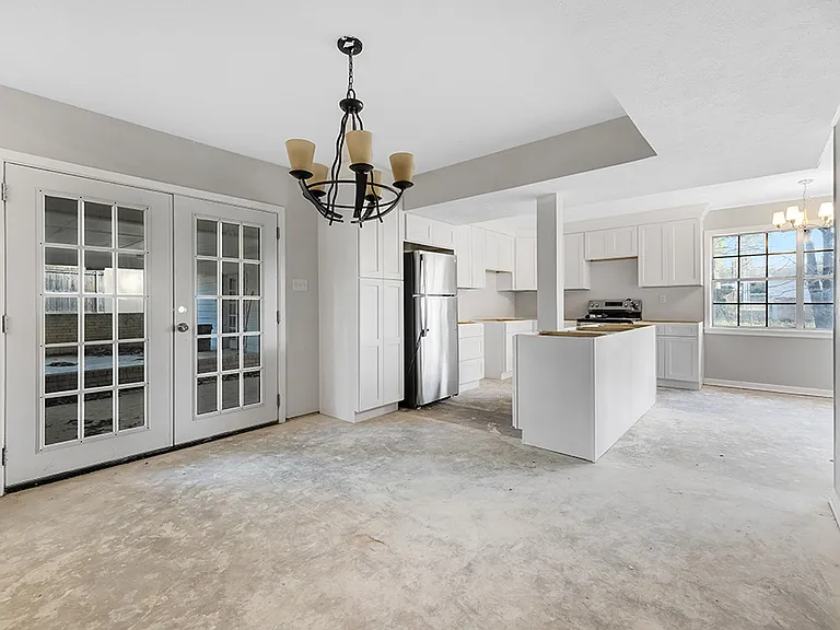 2305 Cherry Hill Rd — Photo 4