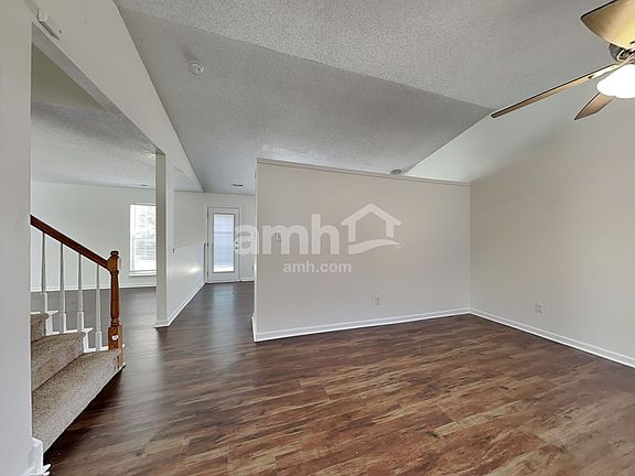 5th image of 3413 Braefield Dr