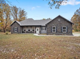 2686 W Route F, Clark, MO 65243