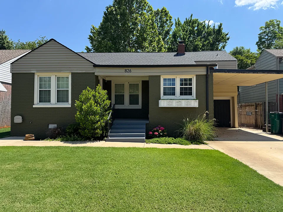 826 NW 47th St