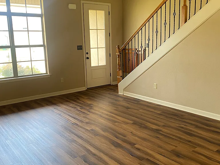 Red Cedar Cv — Photo 9