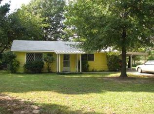 645 Mitchell St, Winnsboro, TX 75494