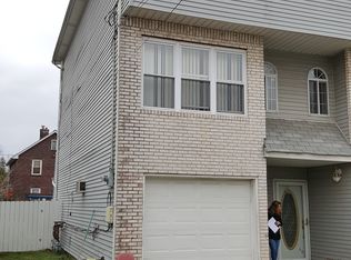 44 Journeay St, Staten Island, NY 10303
