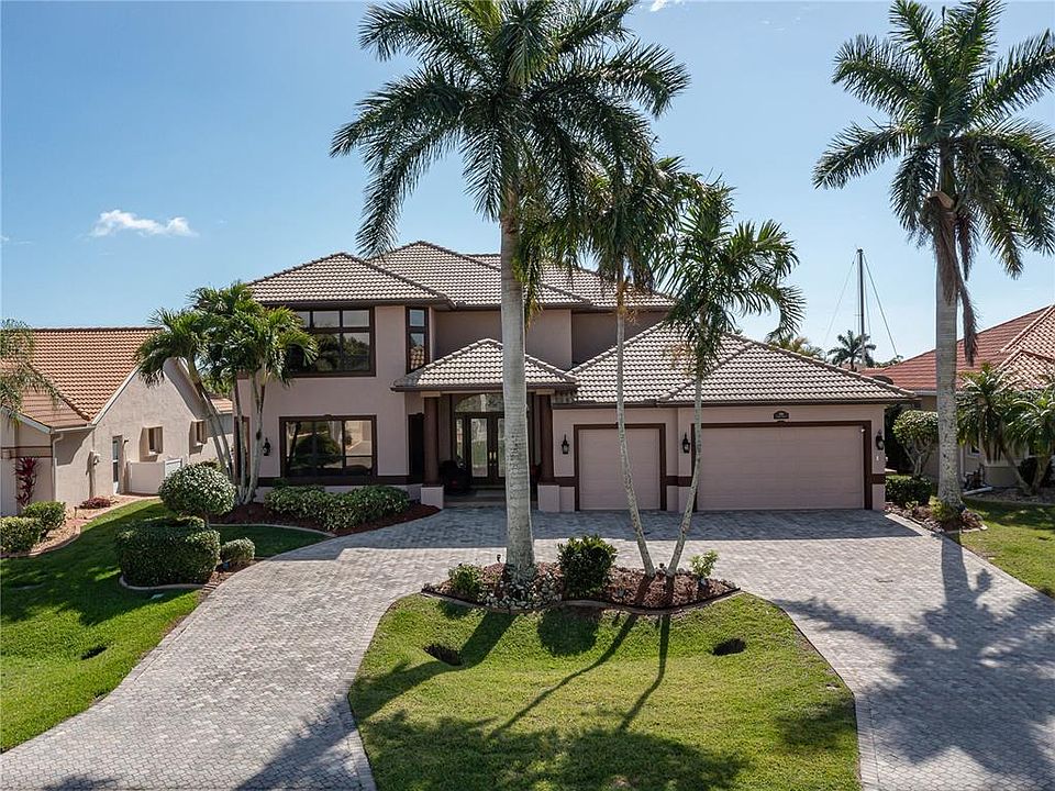 1st image of 818 Monaco Dr