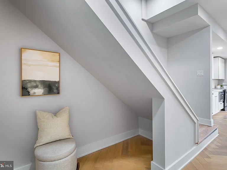 1516 E Capitol St NE — Photo 19