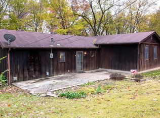 5326 Fern Beach Rd, Saint Louis, MO 63128