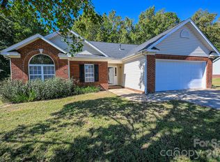 2425 River Chase Dr, Monroe, NC 28110