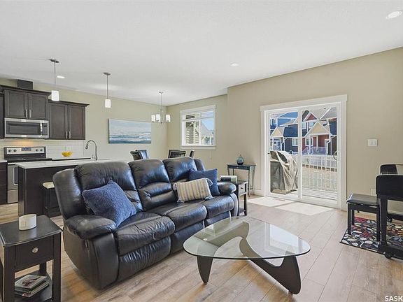 5th image of UNIT 108-900 St Andrews LANE