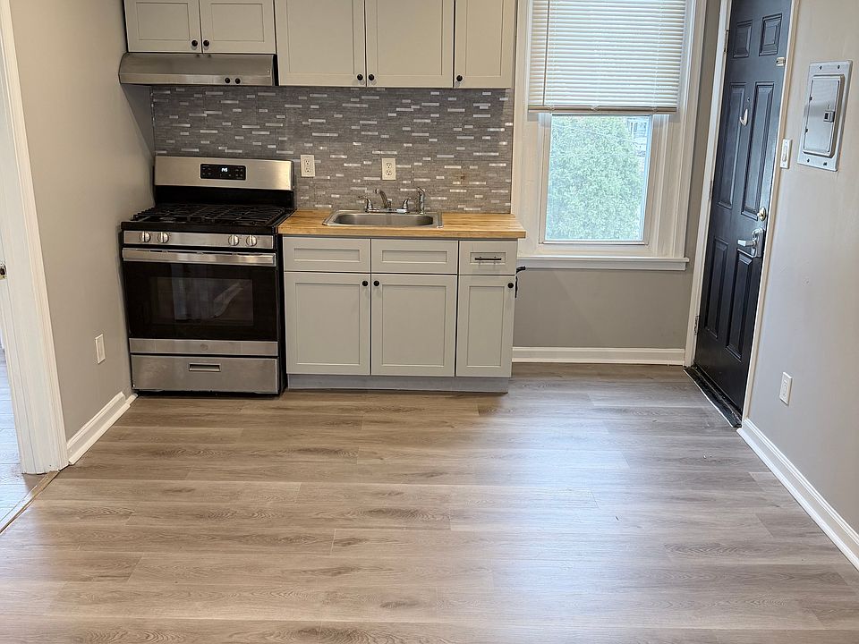 1st image of 501 Sharon Ave Side 5