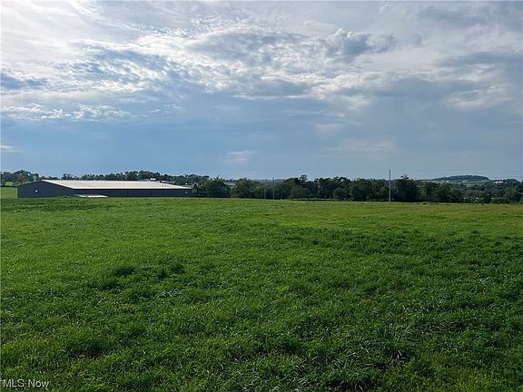 5th image of 605 Township Rd