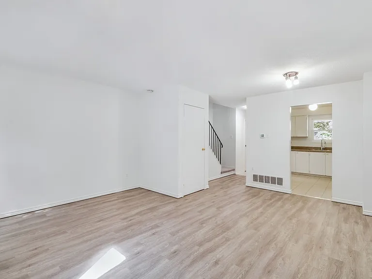 3061 Sir Johns Homestead — Photo 58