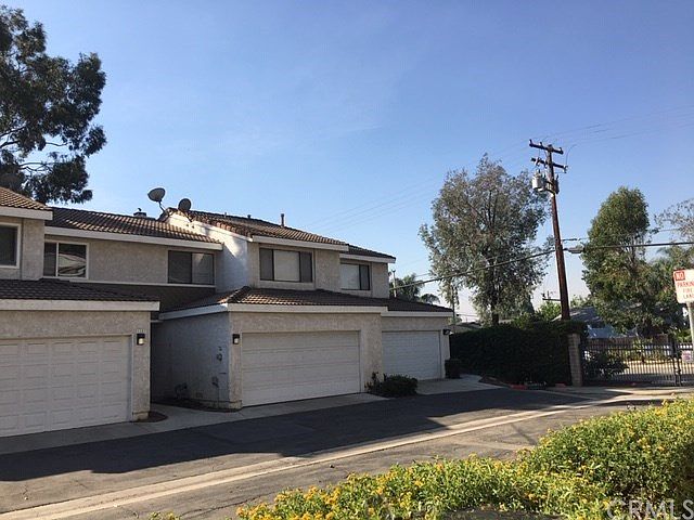 1st image of 1155 W Whittlers Ln