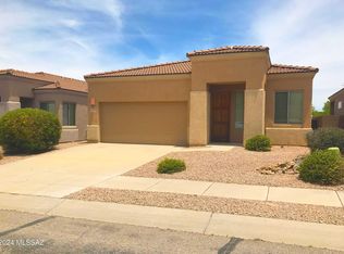 633 E Pima Meadows Dr, Vail, AZ 85641