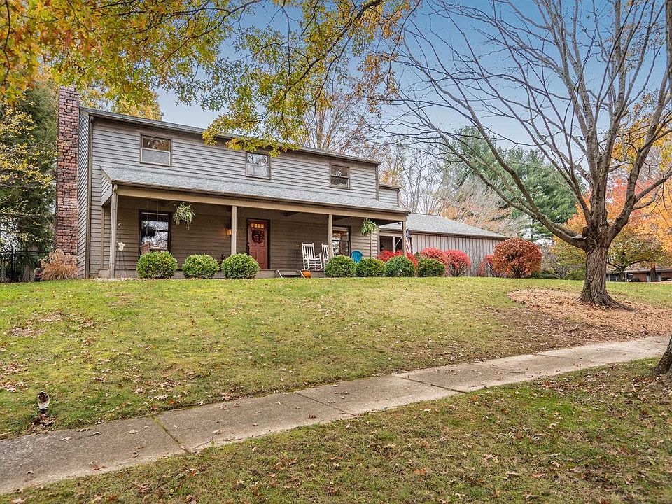1st image of 2824 S Stratford Dr