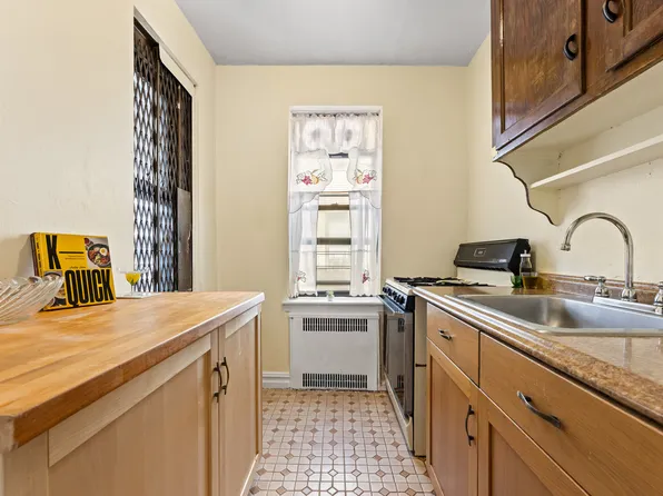 35-35 75th Street image 8 of 22