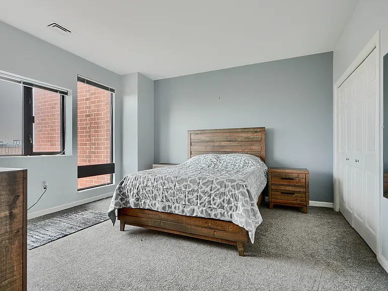 10 E Lee St #706 — Photo 15