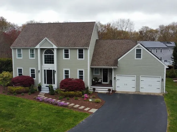 6 Mockingbird Path, Dartmouth, MA 02747