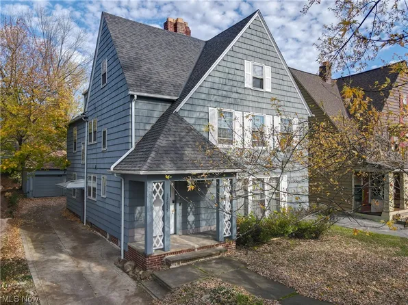 17615 Winslow Rd, Shaker Heights, OH 44120