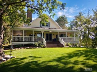 4483 Doverdale Ct, Gladwin, MI 48624