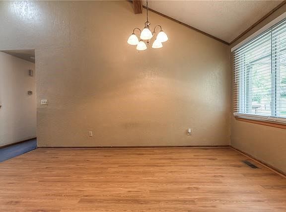 5th image of 5720 Osage Ave