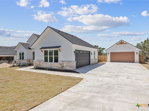 3rd image of 5140 Comanche Dr