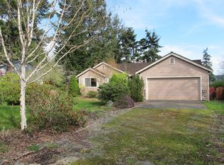 42 Helm Ln, Port Ludlow, WA 98365