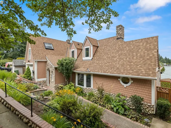 547 Northshore Rd, Lake Oswego, OR 97034
