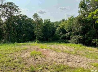 13723 N Ivy Lake Rd, Chillicothe, IL 61523